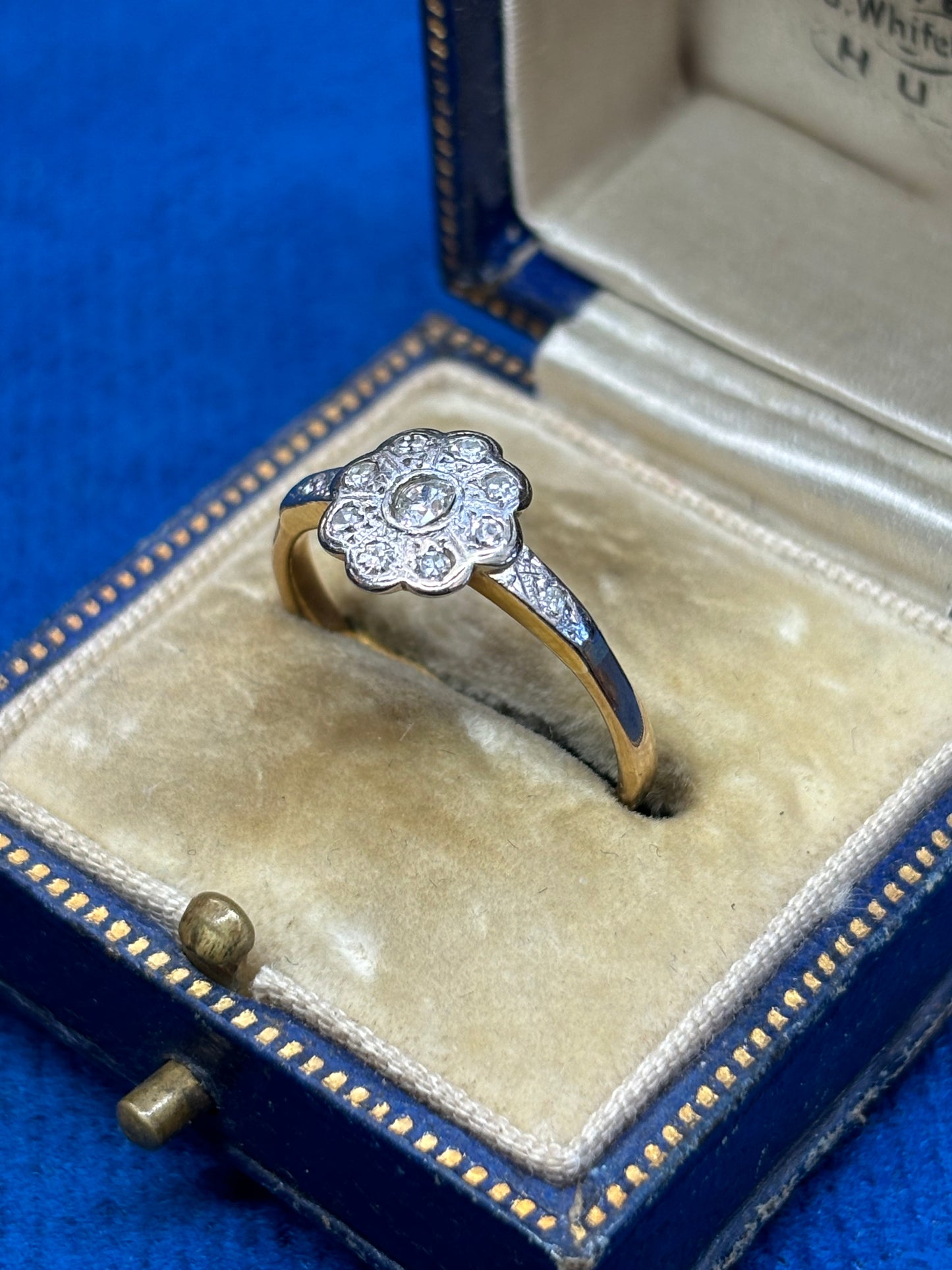 Art deco flower diamond ring