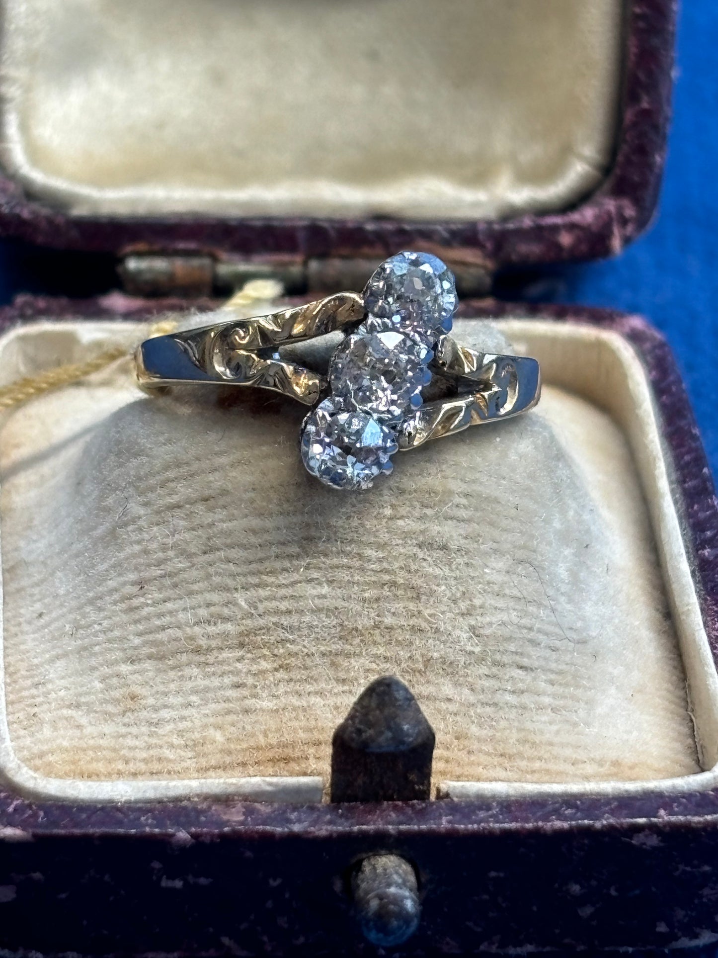 Late 19th century old cut diamond ring in 18ct gold