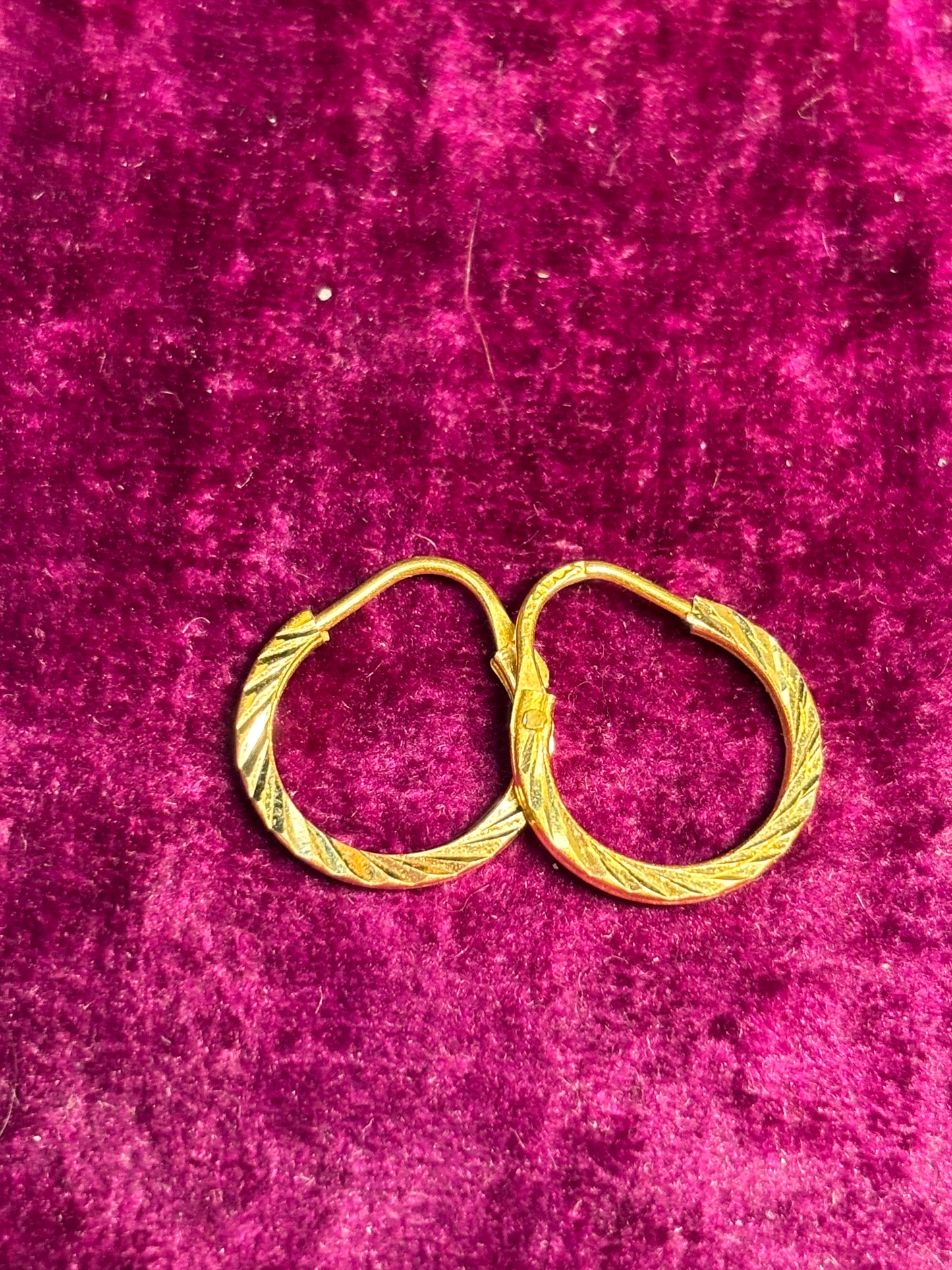 9ct gold hoop earrings