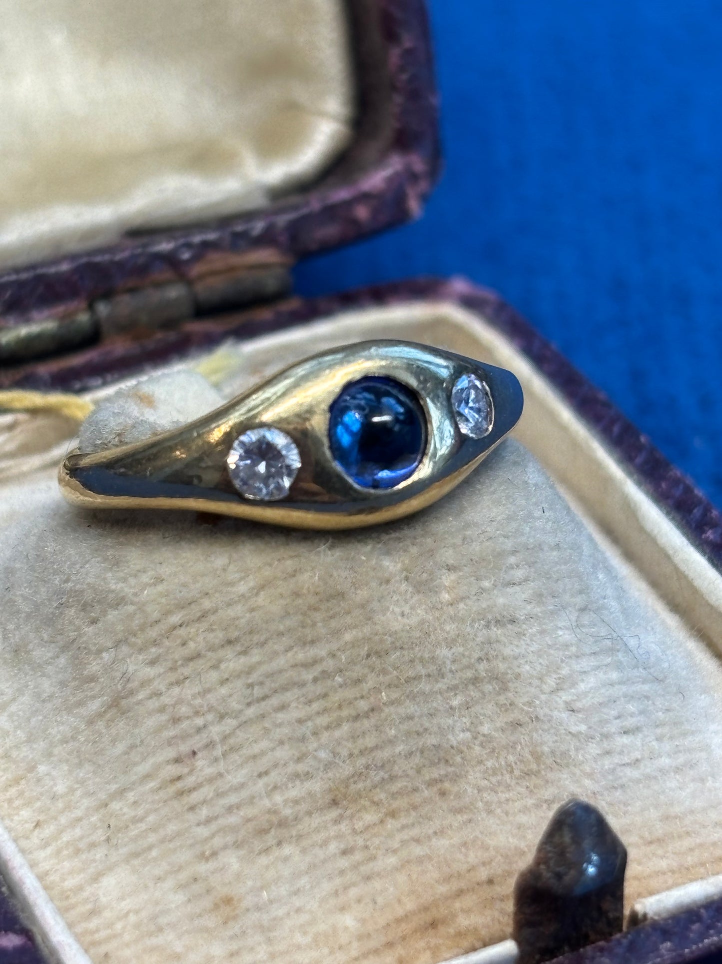 1980s Sapphire and Diamond 18ct gold ring