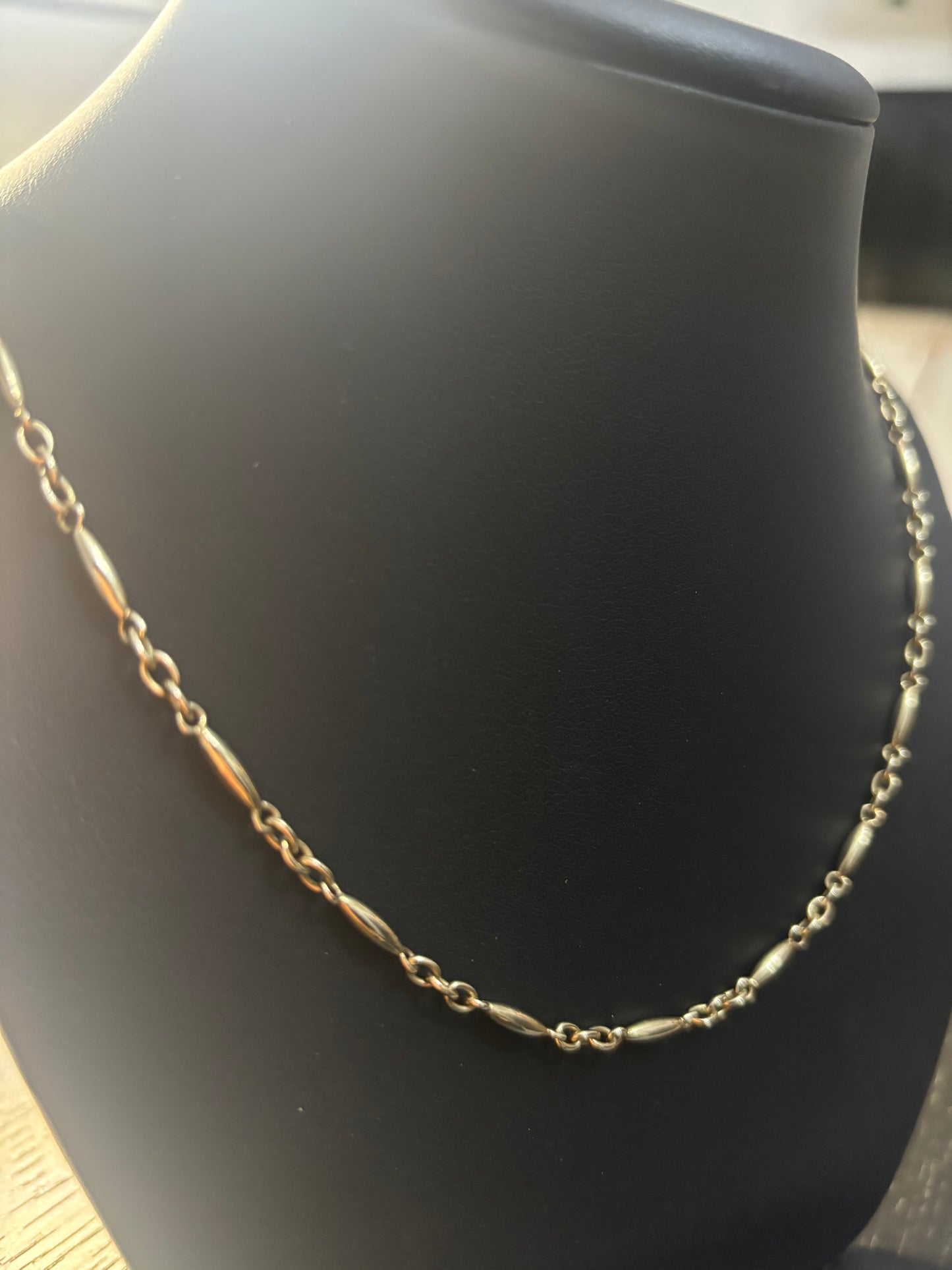 Vintage Solid 9ct Gold Hayseed Chain