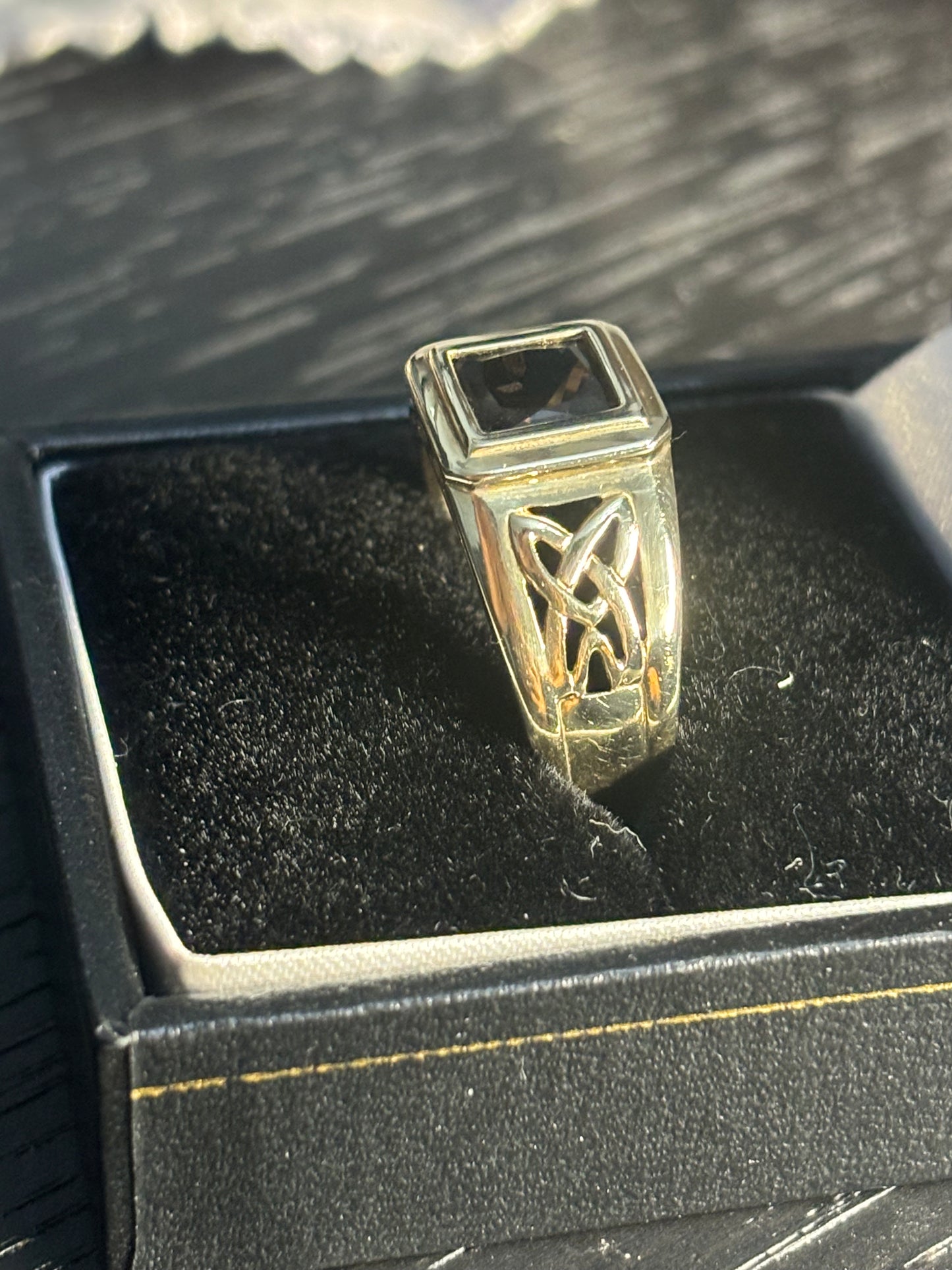 Smokey Quartz 9ct gold ring