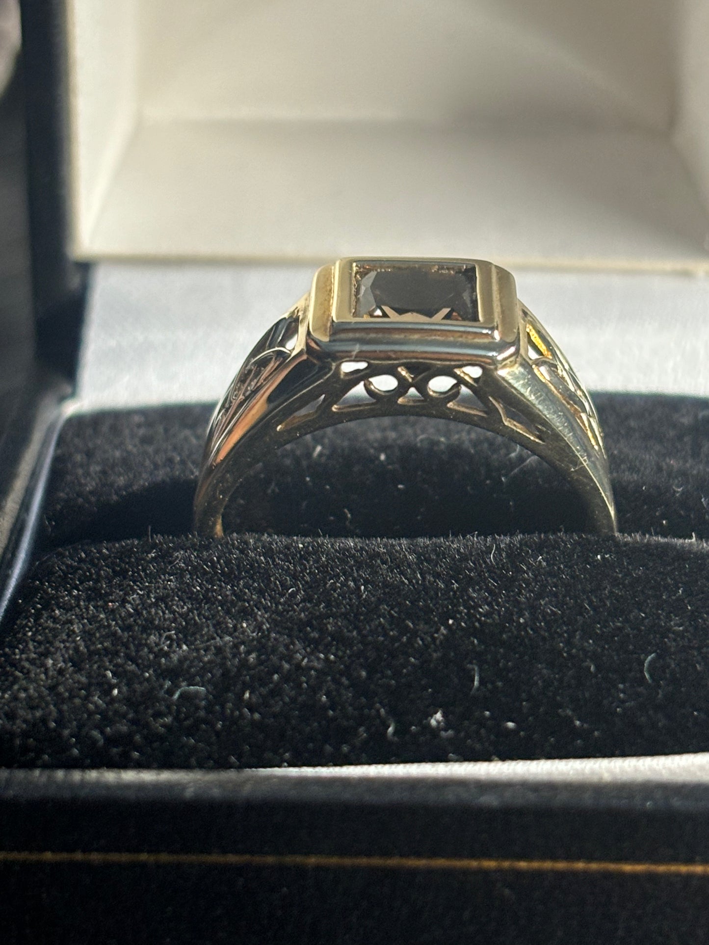 Smokey Quartz 9ct gold ring