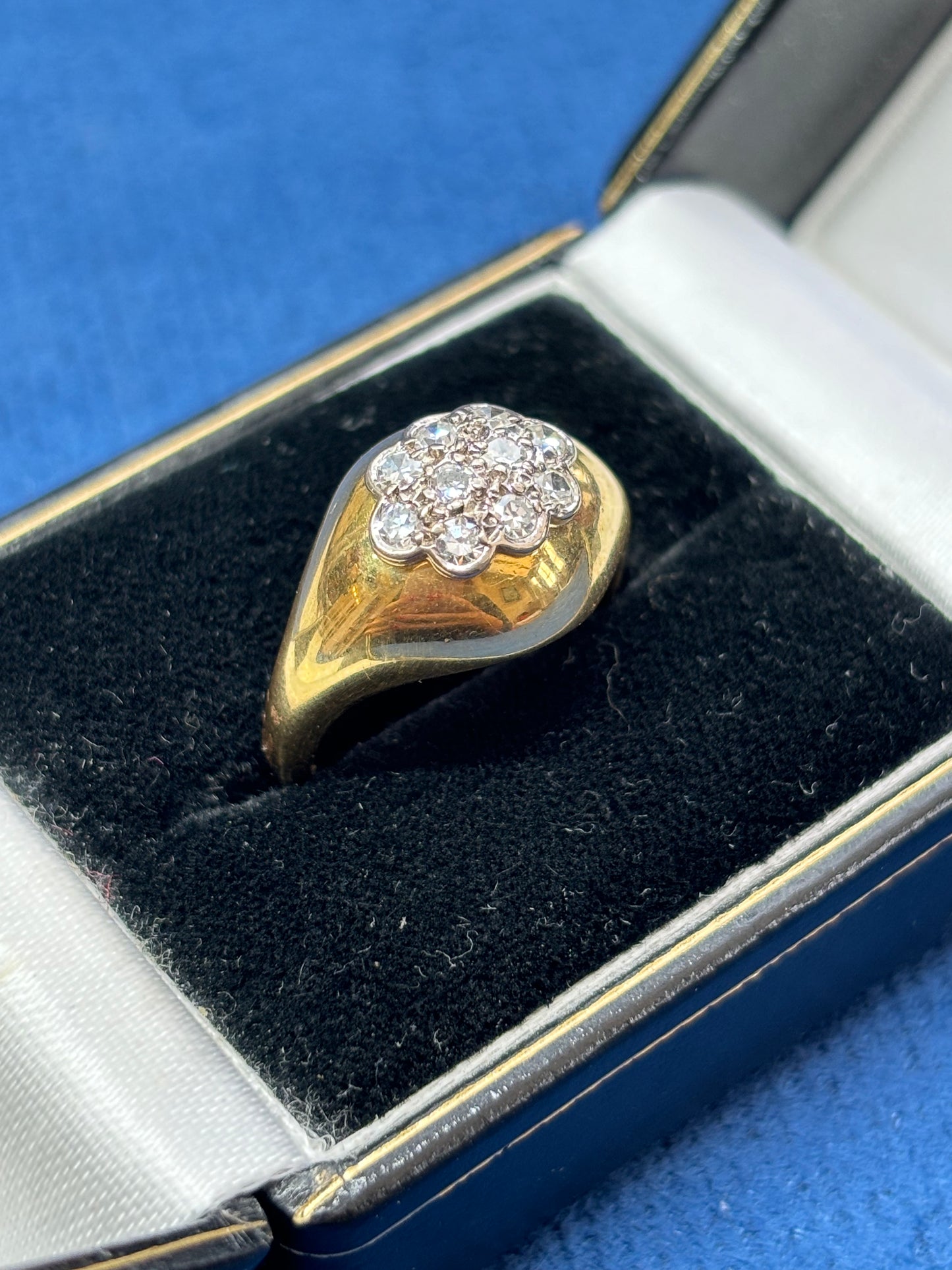 Diamond bombe ring set with diamonds and 18ct gold